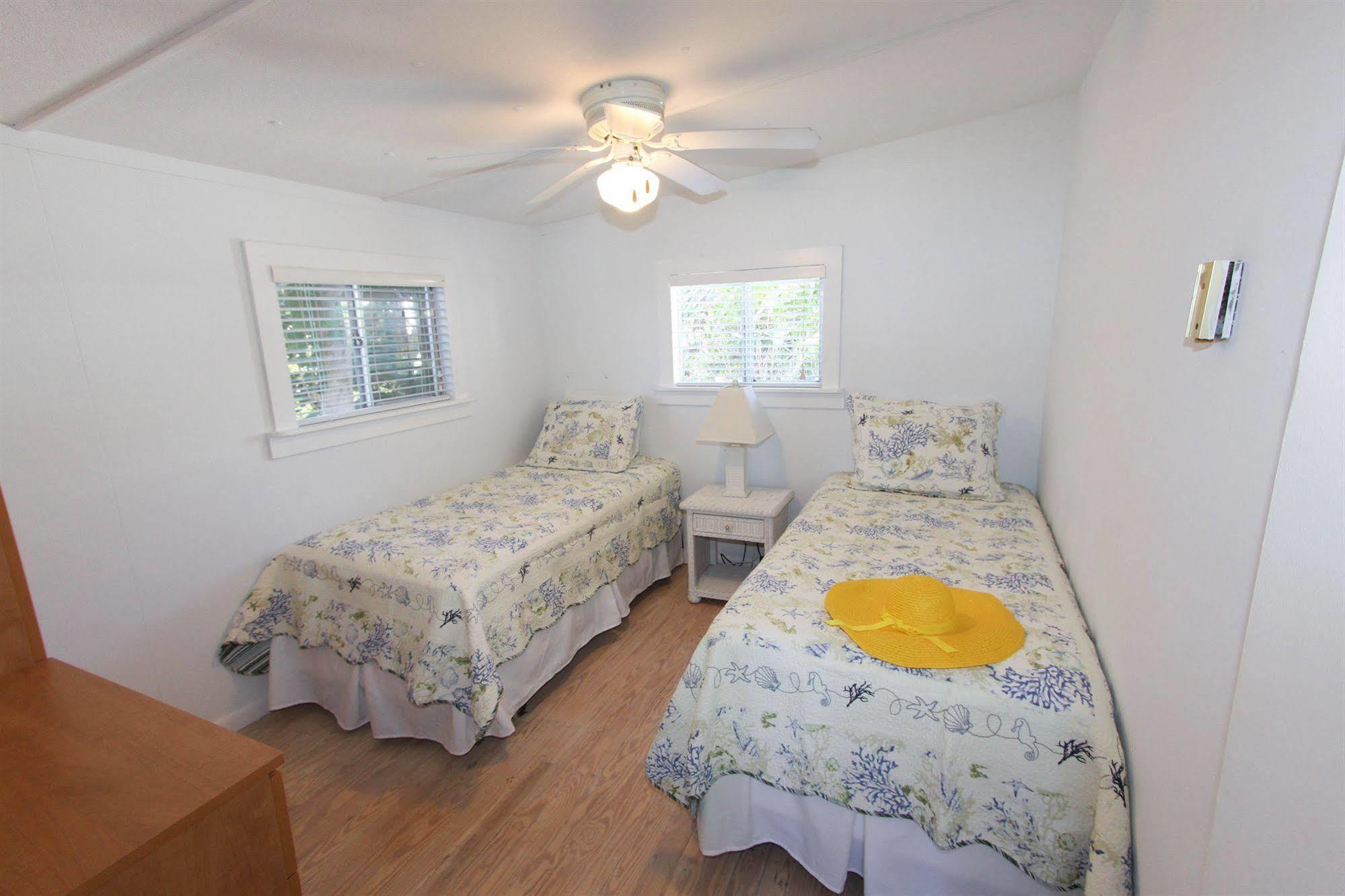 Gulf Breeze Cottages Sanibel Ngoại thất bức ảnh