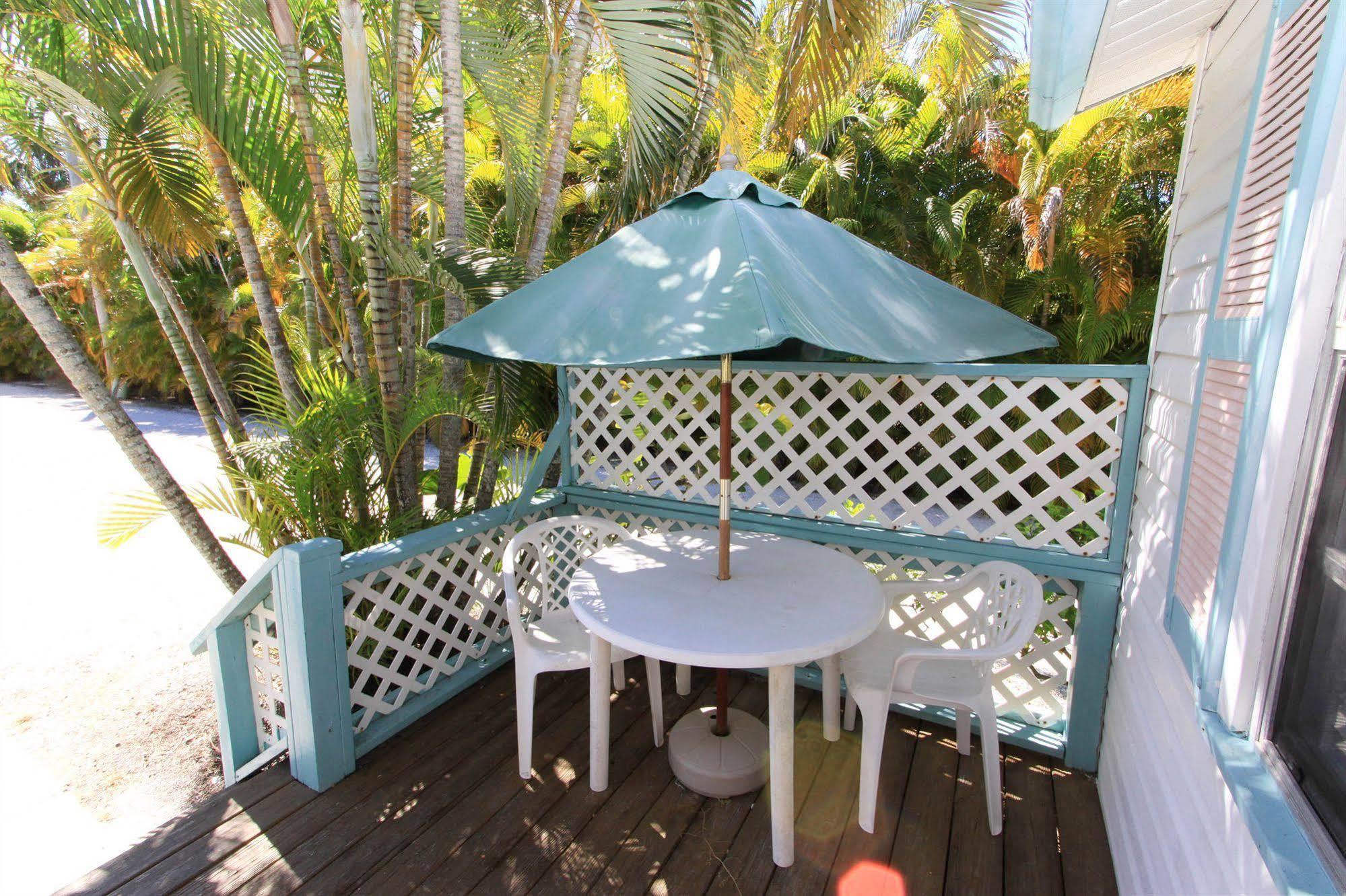 Gulf Breeze Cottages Sanibel Ngoại thất bức ảnh